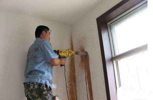 格力中央空调F4故障全解析：快速诊断与维修指南